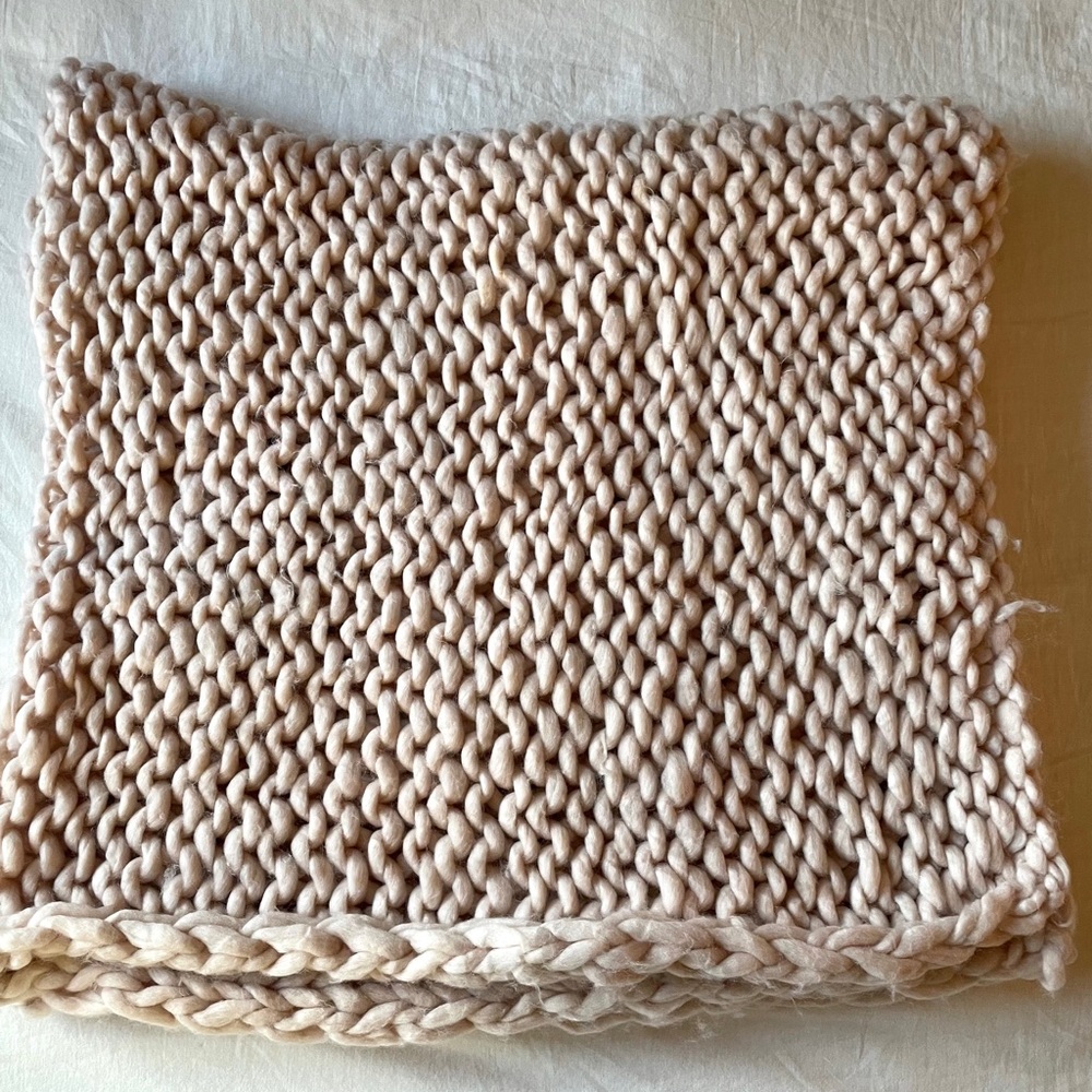 ❌Luxurious Chunky Knit Blanket in Blush
